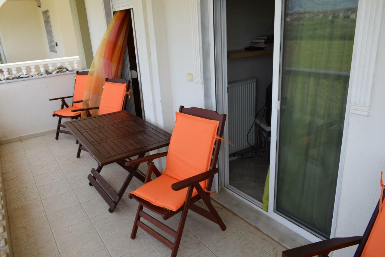Dimar1 Seaside Apartment Paralia Dionisiou Exterior foto
